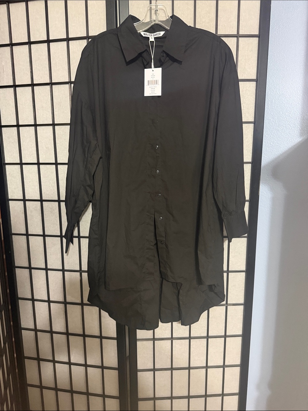 Walter Baker Black Button-Front High Low Tunic Blouse, S